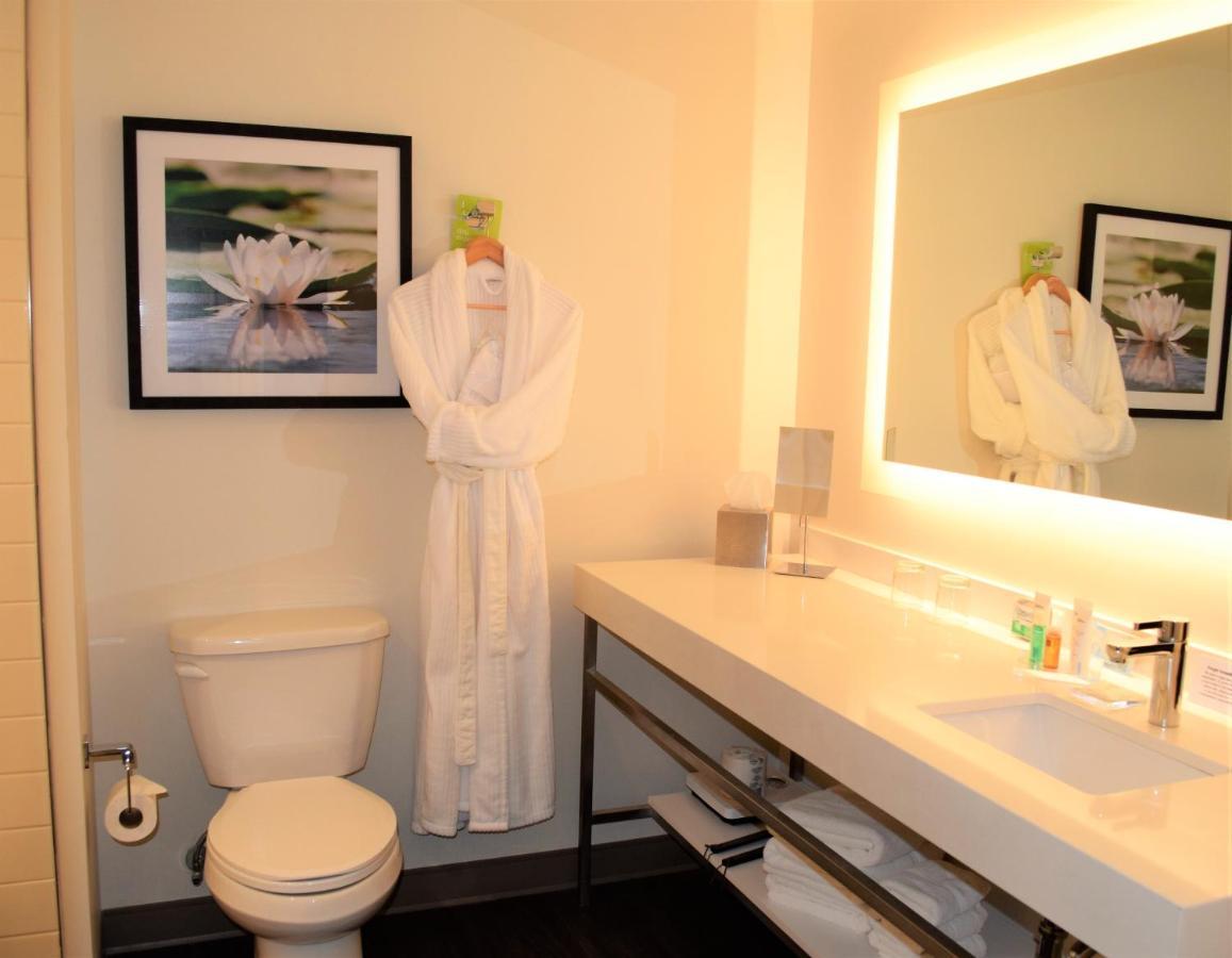 Radisson Kingswood Hotel & Suites, Fredericton Esterno foto